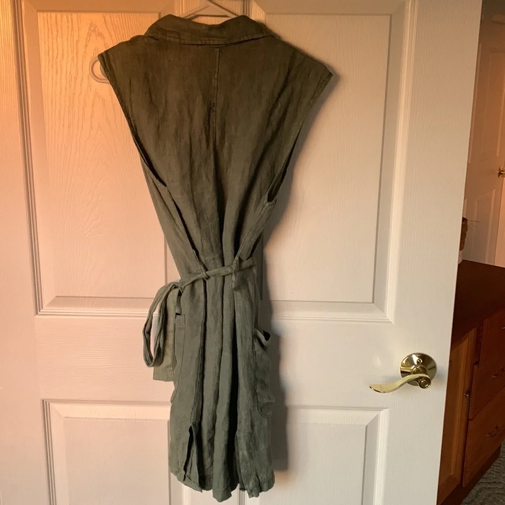 Linen wrap vest - Picture 3 of 3